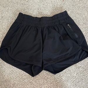 Lululemon Tracker Low-Rise 4” Shorts